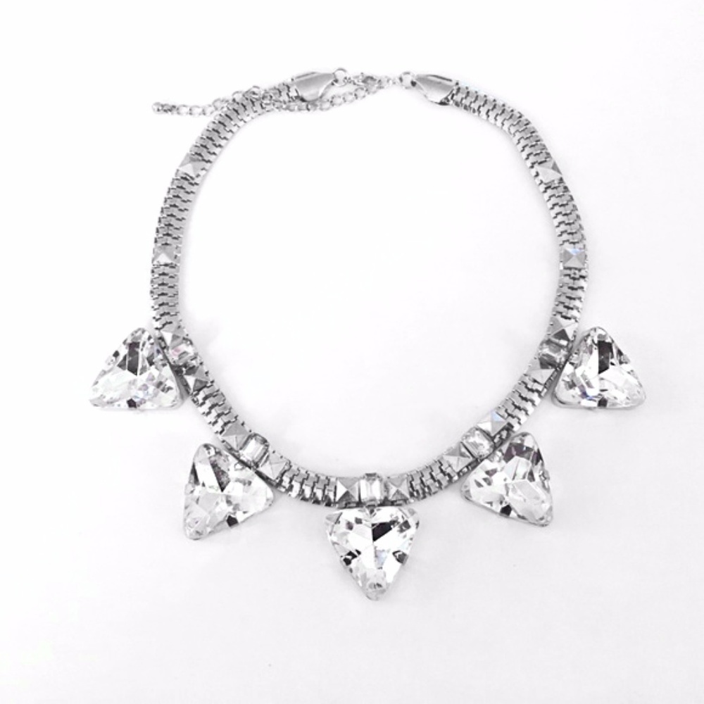 Brand New never worn Choker Statement necklace